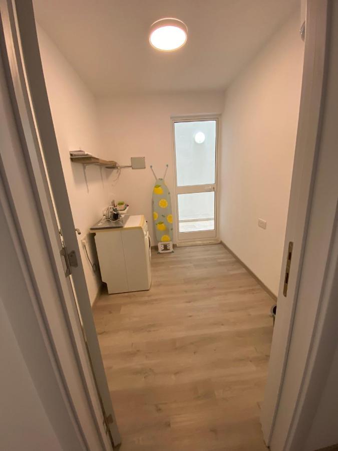 Modern Apartment With Large Outdoor Area - Sleeps 7, Close To Malta International Airport Luqa Eksteriør bilde