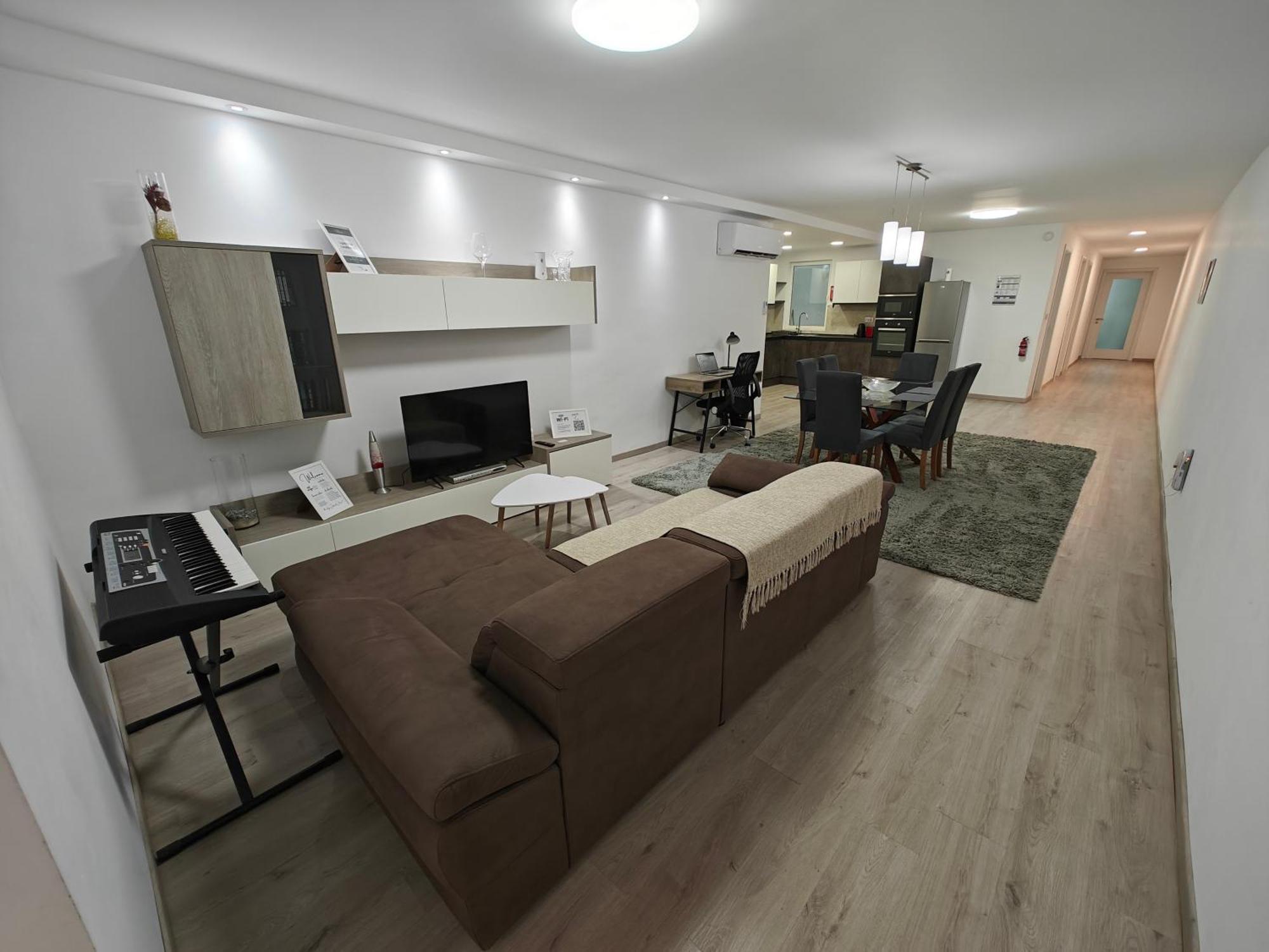 Modern Apartment With Large Outdoor Area - Sleeps 7, Close To Malta International Airport Luqa Eksteriør bilde